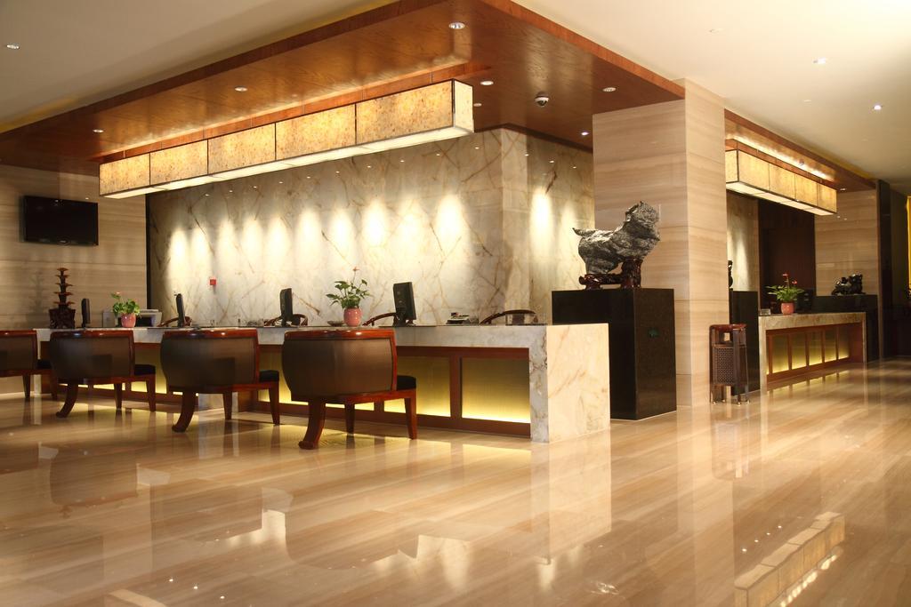 ווקסי Gloria Grand Hotel Wuxi מראה חיצוני תמונה